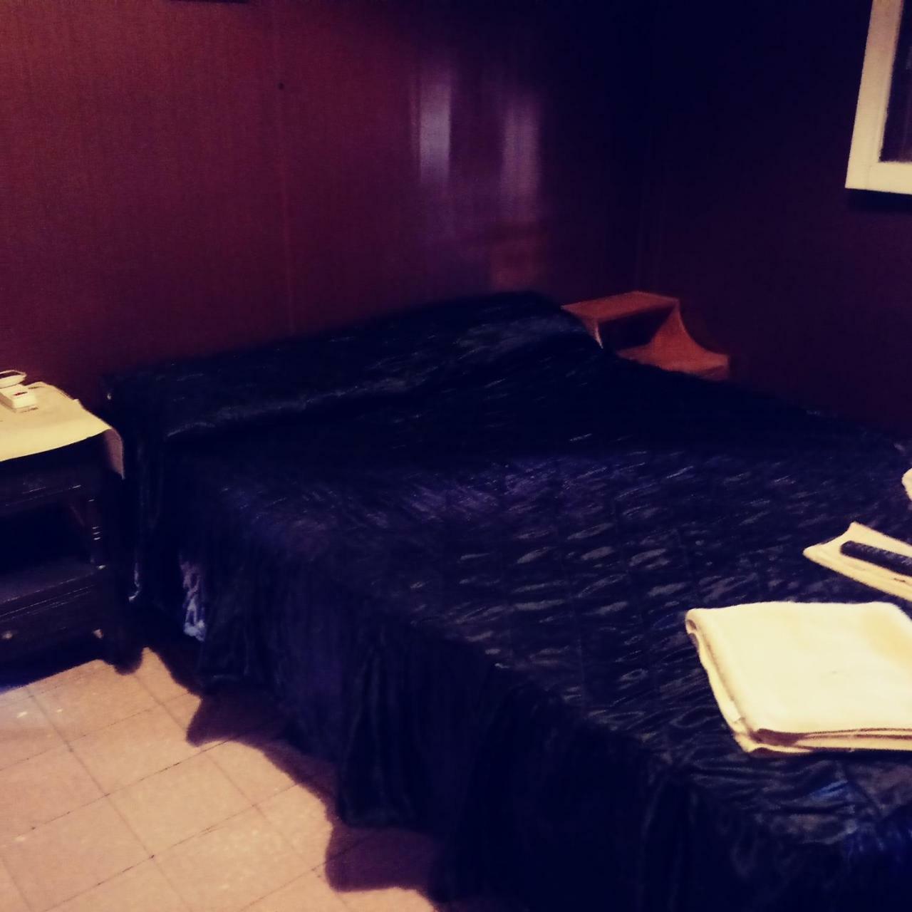 Hotel Laura Córdoba Luaran gambar