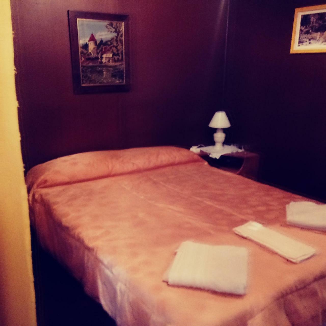 Hotel Laura Córdoba Luaran gambar